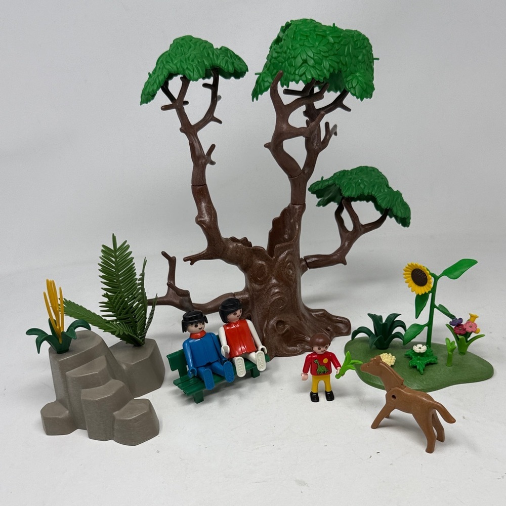 Playmobil Park Landscape set with figures and animals
